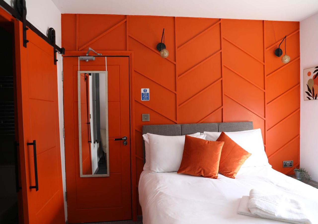 Cb Stays - Private Rooms With Ensuite And Kitchenette In Peterborough Exterior foto